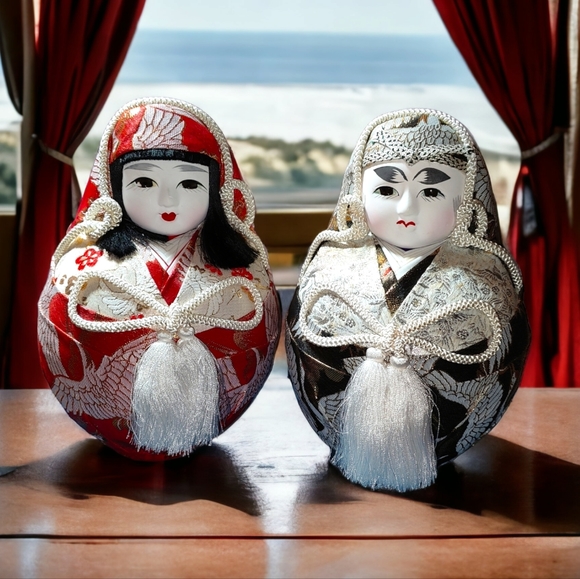 Hime Daruma Wooden Japanese Wedding Dolls - Bride and Groom - Picture 2 of 13